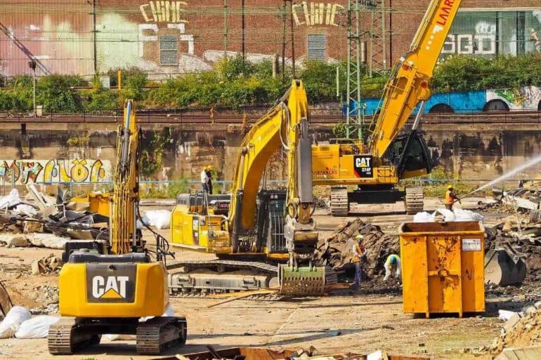 Construction industry emission targets necessitate the use of mobile electric machines