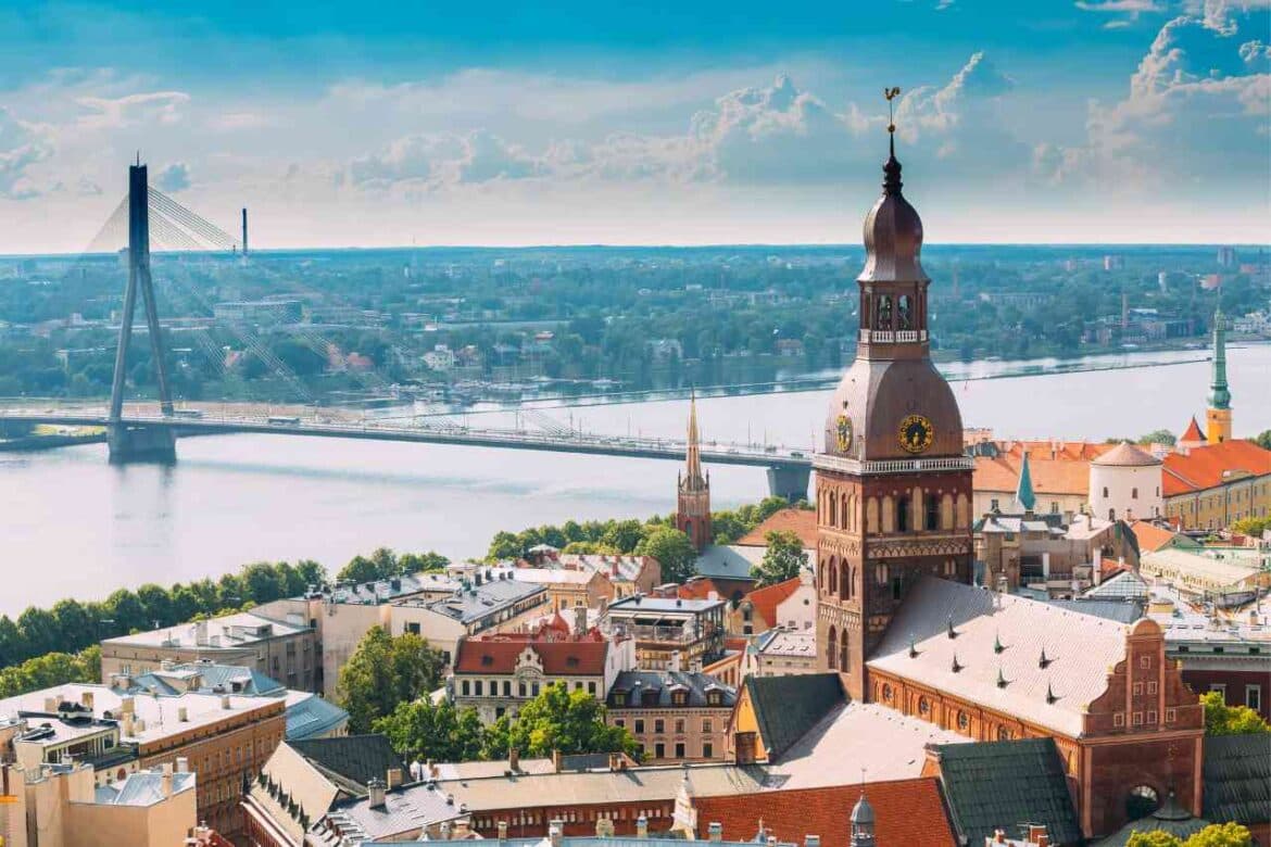 Samsung teams up with Latvian firm to develop factories making modular building parts
