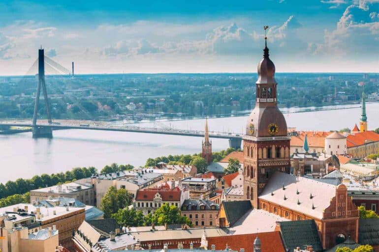 Samsung teams up with Latvian firm to develop factories making modular building parts