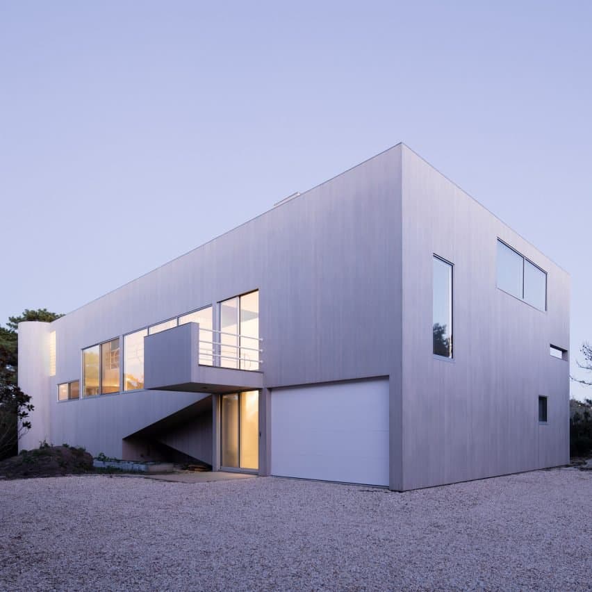 Worrell Yeung updates 1970s Hamptons house designed by Charles Gwathmey