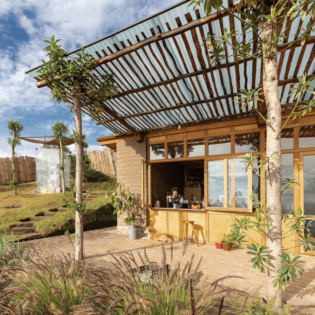 Al Borde integrates nature into Casa Jardin in northern Ecuador