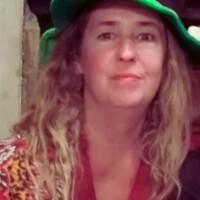 Jackie De Burca bio